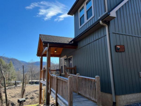 The Lazy Bear Escape NEW BUILD in the Smokies